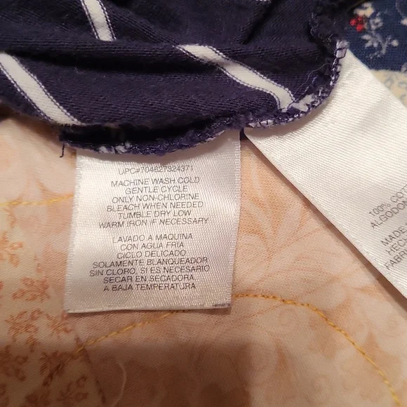 EUC Blue/White Striped Top. Button V-neck. 3/4 sleeves. Size XL - Picture 6 of 8